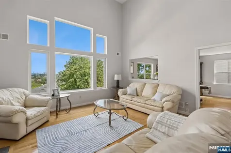 30 Witherspoon Street Nutley NJ 07424
