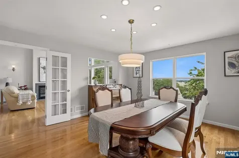 30 Witherspoon Street Nutley NJ 07424