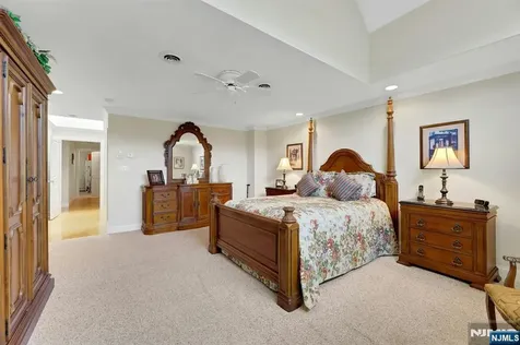110 Winding Creek Old Tappan NJ 07675
