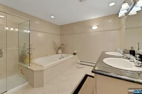 110 Winding Creek Old Tappan NJ 07675