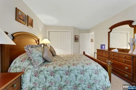 110 Winding Creek Old Tappan NJ 07675