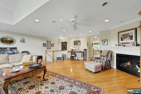 110 Winding Creek Old Tappan NJ 07675