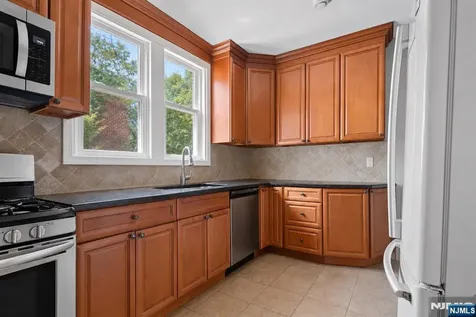6119 Tyler Place West New York NJ 07093