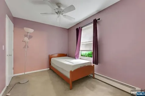 17 Butler Place Wanaque NJ 07420