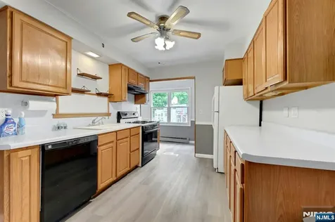17 Butler Place Wanaque NJ 07420