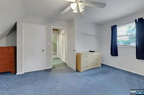 17 Butler Place Wanaque NJ 07420