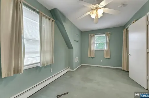 17 Butler Place Wanaque NJ 07420