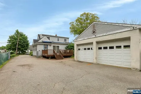 17 Butler Place Wanaque NJ 07420