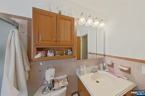 475 Elm Street Kearny NJ 07032