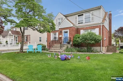 365 Grove Street New Milford NJ 07646