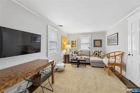 29 Gordon Road Essex Fells NJ 07021