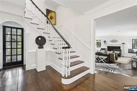 29 Gordon Road Essex Fells NJ 07021