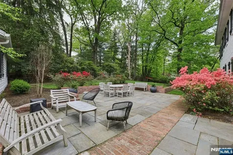 29 Gordon Road Essex Fells NJ 07021