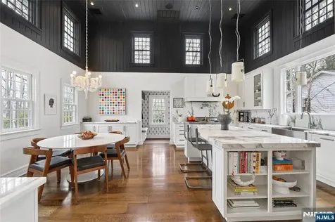 29 Gordon Road Essex Fells NJ 07021