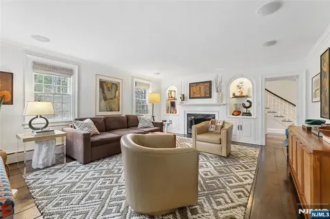 29 Gordon Road Essex Fells NJ 07021
