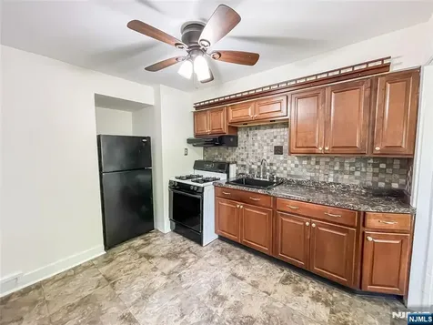 270 Macopin Road Bloomingdale NJ 07403