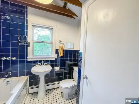 270 Macopin Road Bloomingdale NJ 07403