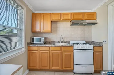 228 Willow Avenue Garwood NJ 07027