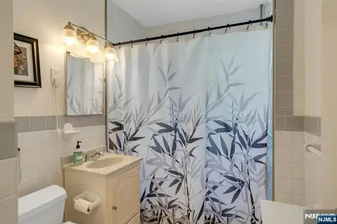 228 Willow Avenue Garwood NJ 07027