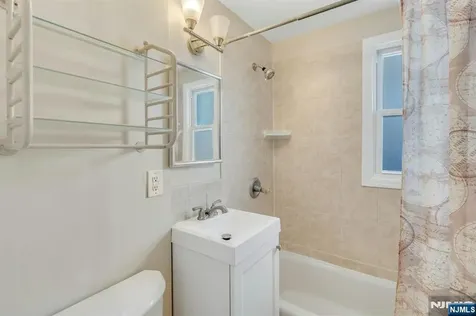 228 Willow Avenue Garwood NJ 07027