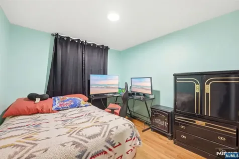 674 Berkeley Avenue Orange NJ 07050