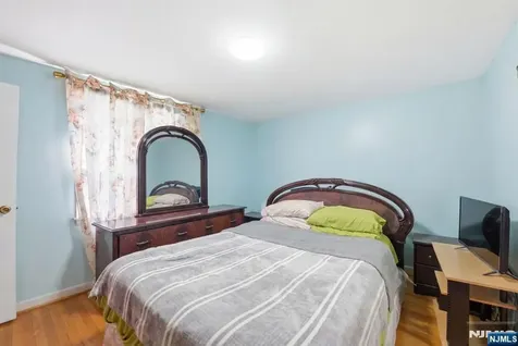 674 Berkeley Avenue Orange NJ 07050