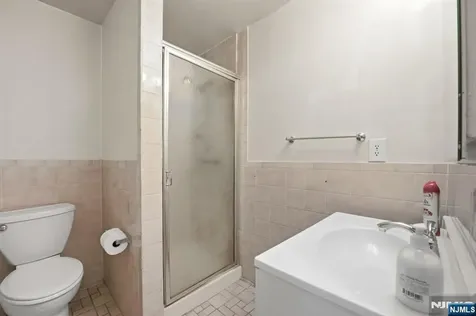 674 Berkeley Avenue Orange NJ 07050