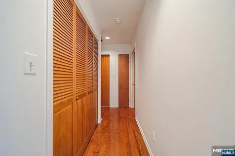 1437 John Street Fort Lee NJ 07024