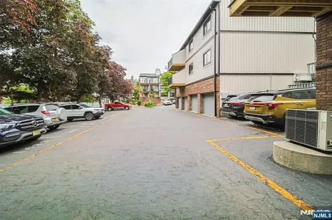 1437 John Street Fort Lee NJ 07024
