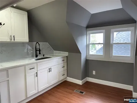 178 Berry Street Hackensack NJ 07601