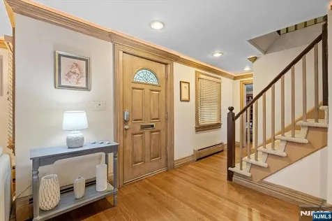 694 Sunset Road Teaneck NJ 07666