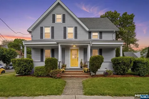 23 Center Avenue Little Falls NJ 07424