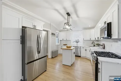 23 Center Avenue Little Falls NJ 07424