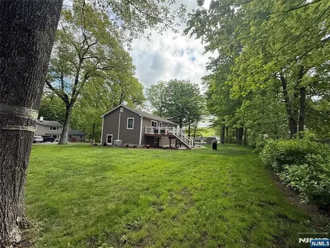 10 Monique Lane West Milford NJ 07480