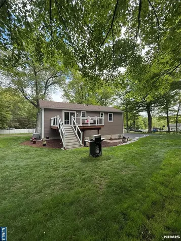 10 Monique Lane West Milford NJ 07480