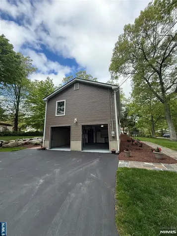 10 Monique Lane West Milford NJ 07480