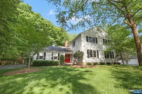 7 Pontiac Drive Wayne NJ 07470