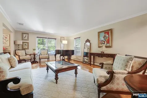 7 Pontiac Drive Wayne NJ 07470