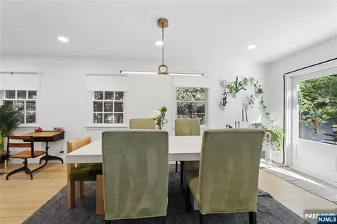 4 Lois Avenue Demarest NJ 07627