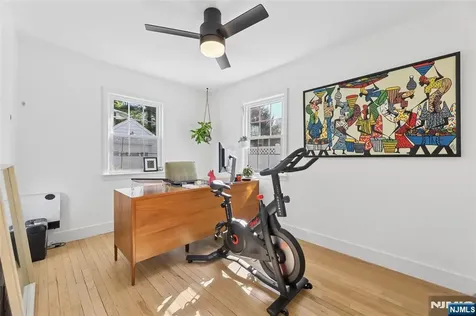 4 Lois Avenue Demarest NJ 07627