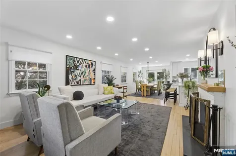 4 Lois Avenue Demarest NJ 07627
