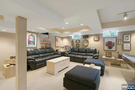 42-09 Cosgrove Court Fair Lawn NJ 07410