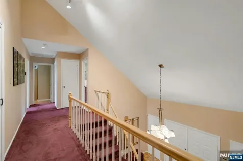 42-09 Cosgrove Court Fair Lawn NJ 07410