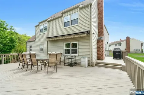 42-09 Cosgrove Court Fair Lawn NJ 07410