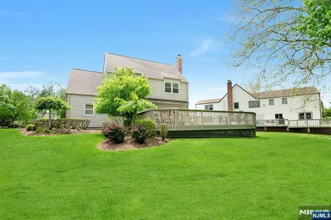 42-09 Cosgrove Court Fair Lawn NJ 07410