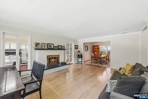 12 Wildwood Drive North Caldwell NJ 07006