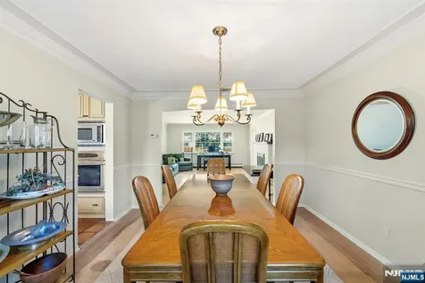 12 Wildwood Drive North Caldwell NJ 07006