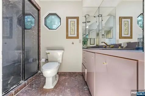 12 Wildwood Drive North Caldwell NJ 07006