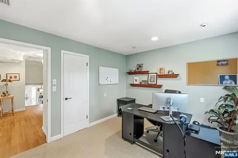 12 Wildwood Drive North Caldwell NJ 07006