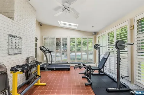 12 Wildwood Drive North Caldwell NJ 07006